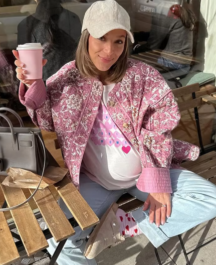 Women's Warm and Cozy Insulated Jacket for Fall and Winter