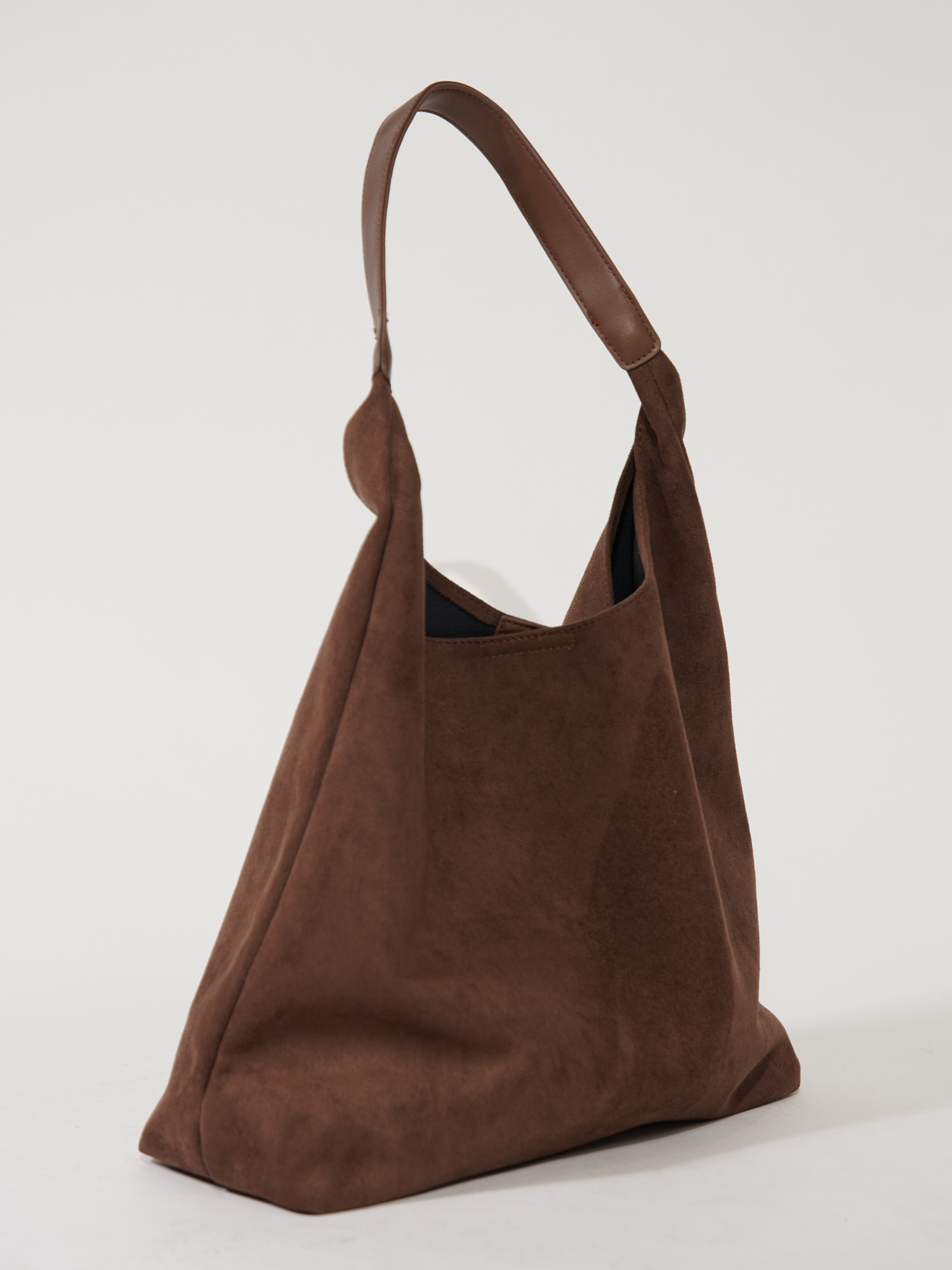 Classic Leather Tote for Daily Essentials