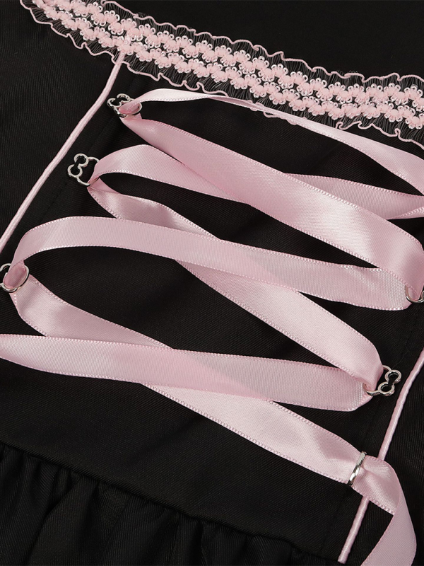 Charming Floral Dirndl Dress Ideal for Oktoberfest Festivities