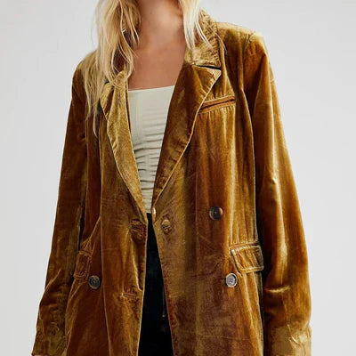 Elegant Long-Sleeve Velvet Blazer with Button Fastening